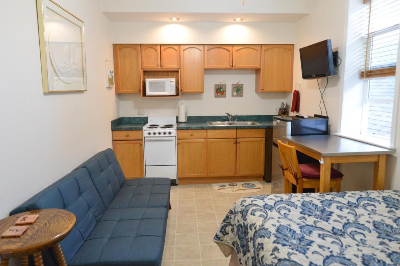 סוארד Brown & Hawkins Historical Apartments מראה חיצוני תמונה