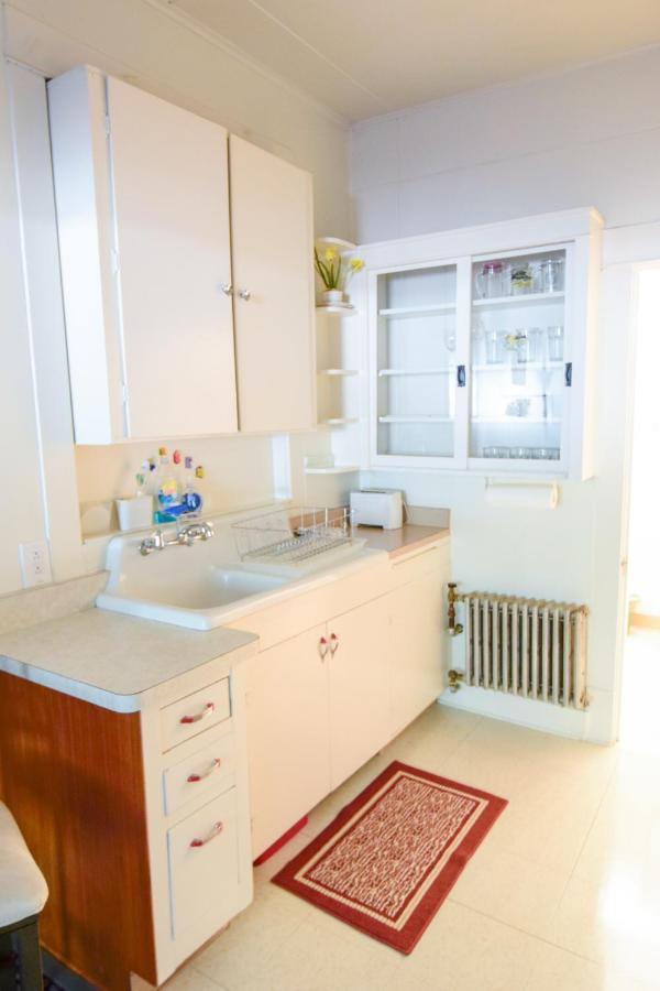 סוארד Brown & Hawkins Historical Apartments מראה חיצוני תמונה