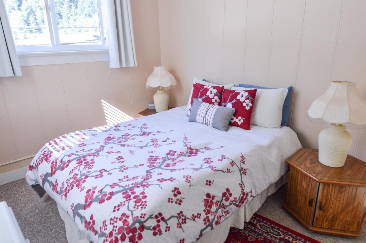סוארד Brown & Hawkins Historical Apartments מראה חיצוני תמונה