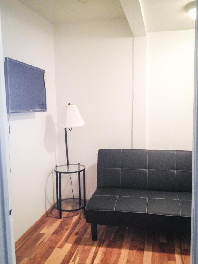 סוארד Brown & Hawkins Historical Apartments מראה חיצוני תמונה