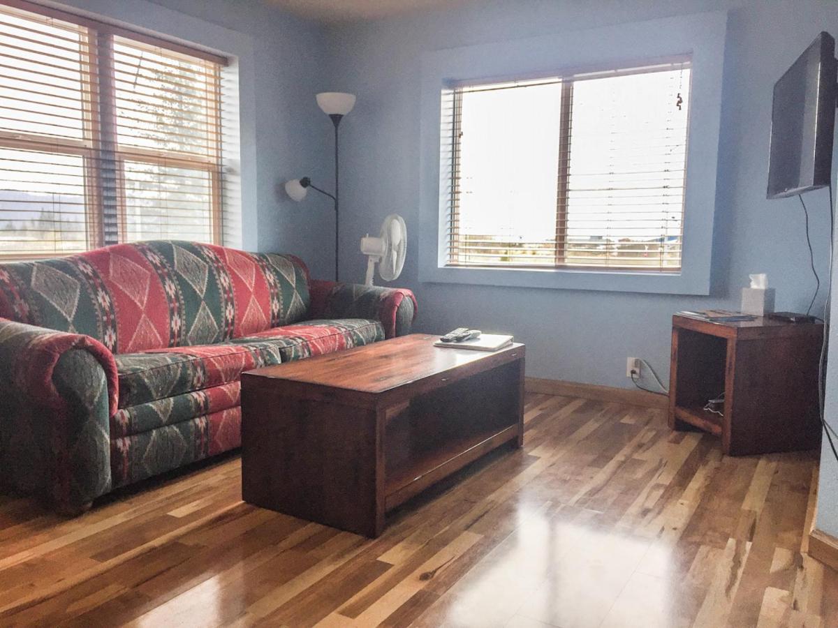 סוארד Brown & Hawkins Historical Apartments מראה חיצוני תמונה